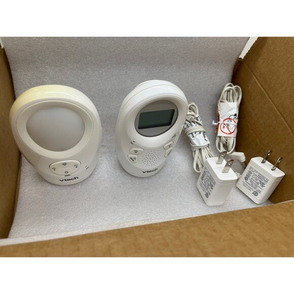 VTech Enhanced Range Digital Audio Baby Monitor with 1 Parent Unit, DM1211 - Picture 3 of 4